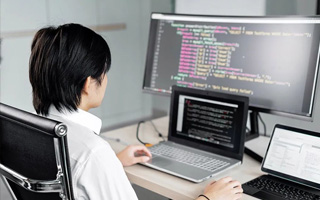 松原 ,php声明和调用变量的符号是什么？